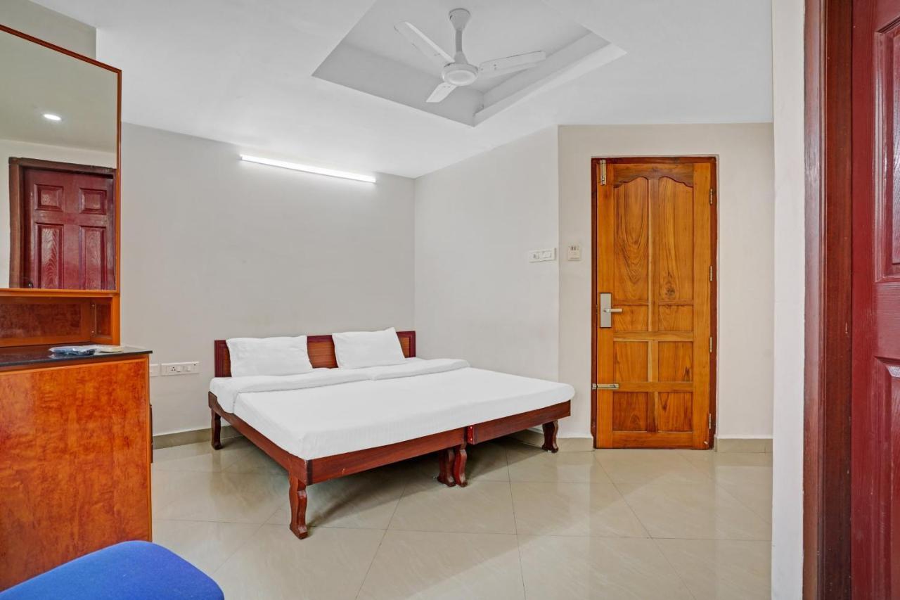Collection O Aramam Executive Inn Kochi 외부 사진