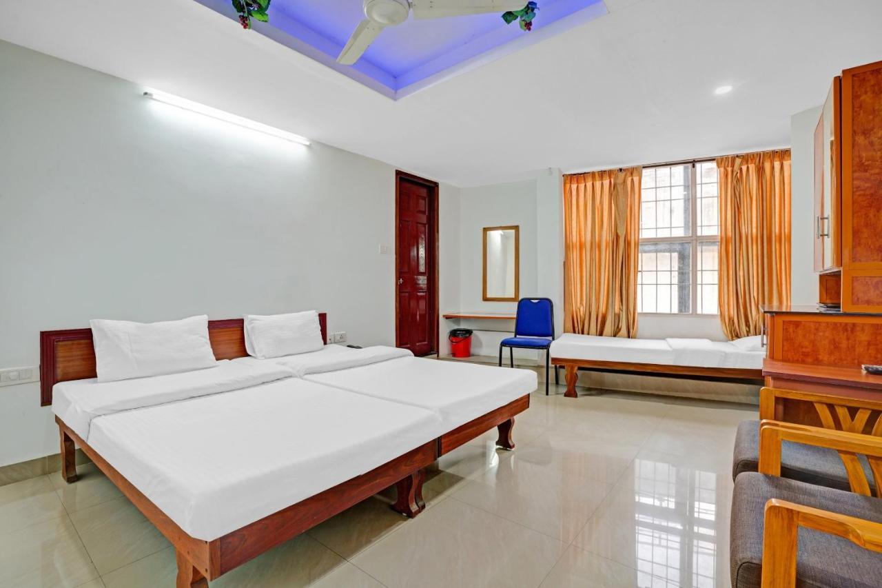 Collection O Aramam Executive Inn Kochi 외부 사진